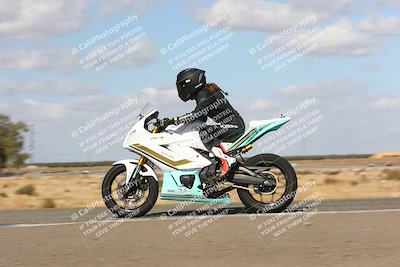 media/Nov-03-2024-TrackDaz (Sun) [[44580f4982]]/B Group/1220pm (Wheelie Bump)/